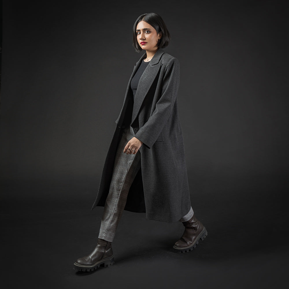 Women's Feather Form Over Coat (KNT-68|1662)       